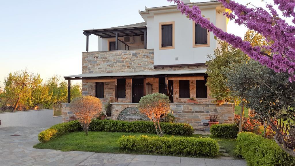 Greco Hotel Koropi Ngoại thất bức ảnh